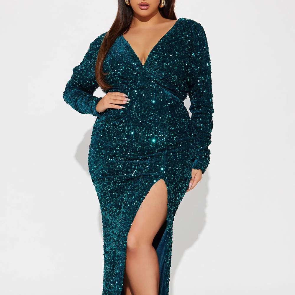 Fashion Nova Emerald Green Dress